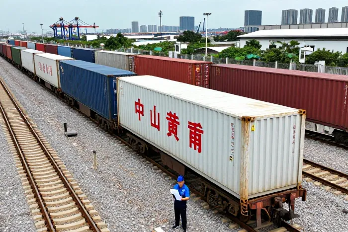 大湾区家电出海提速 海铁联运专列首发