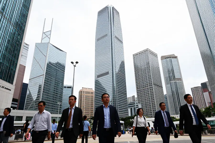 中渝置地预计中期扭亏 英国物业重估成关键