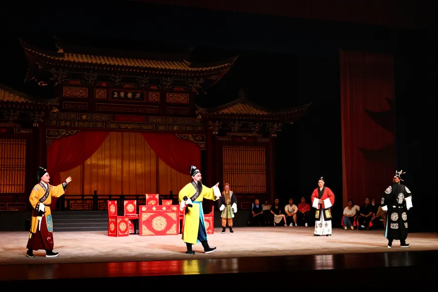 京剧《汉明妃》呼和浩特上演 展现昭君文化
