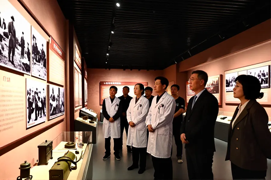 京蒙医疗协作再深化：北京医卫人士赴乌兰察布开展红色研学