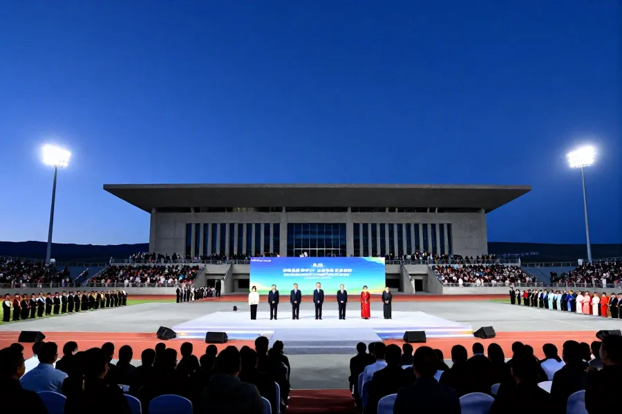 德令哈迎体育盛会：青海省运会残运会联合开幕，冰雪项目成新亮点