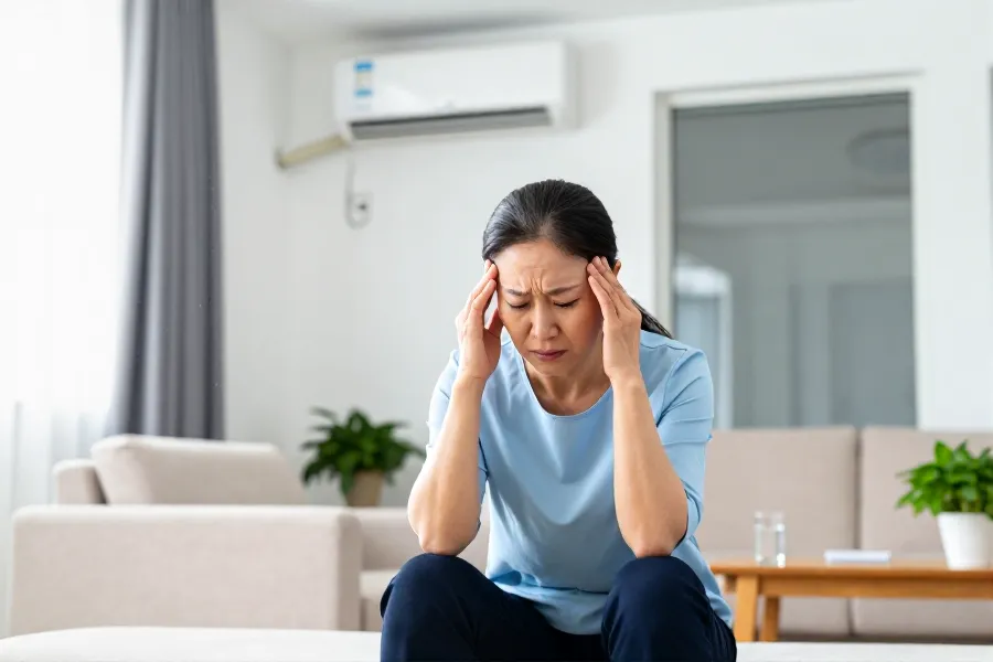 密闭开空调引发呼吸性碱中毒？医生详解缺氧原理与四步防护法