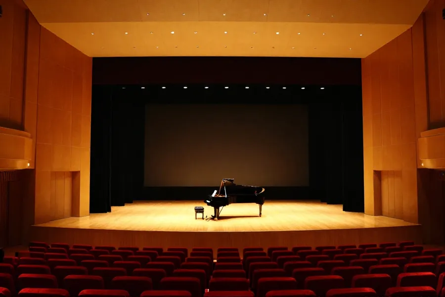 东莞举办粤语经典歌曲大赛：千份作品角逐，钟嘉慧包雯希折桂