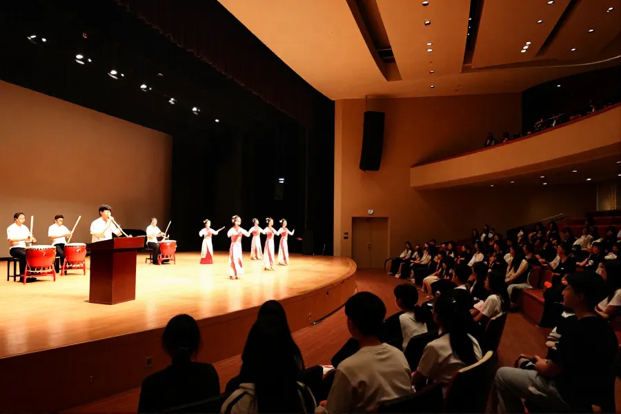 悉尼举办“华夏杯”才艺大赛，吸引200名学生参与