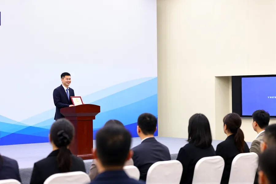 诸城27位新大使上岗：以'持证'代言重塑产业与城市品牌
