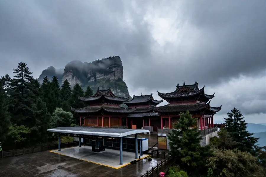 湖北多地景区响应山洪预警暂停开放，游客可无损退改