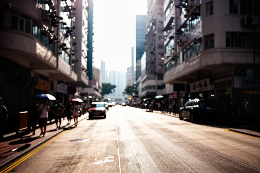本港酷热天气持续，部分地区或达37℃